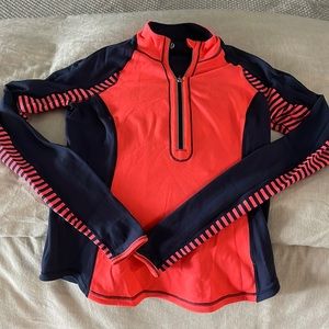 Lulu reversible 1/2 Zip - size 6